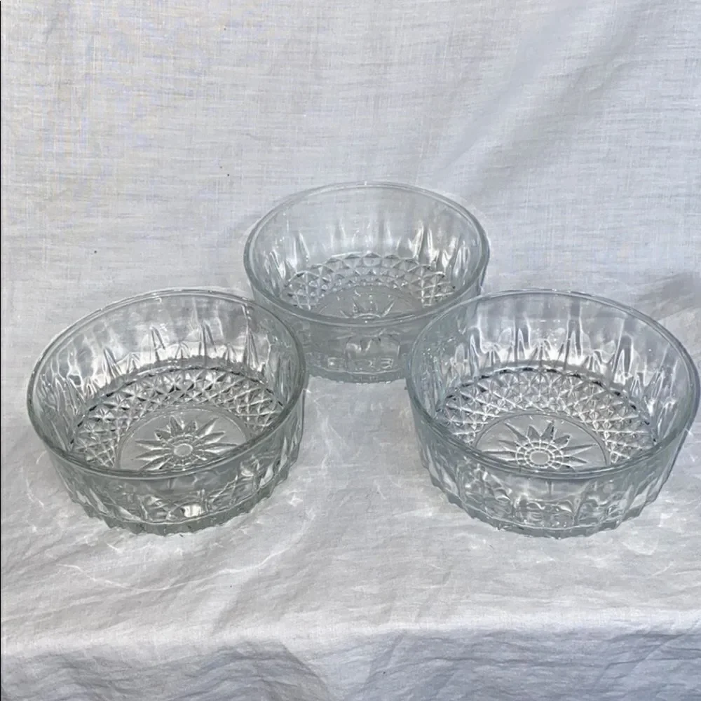 ARCOROC FRANCE Vintage Glass Bowls-Set of 3
